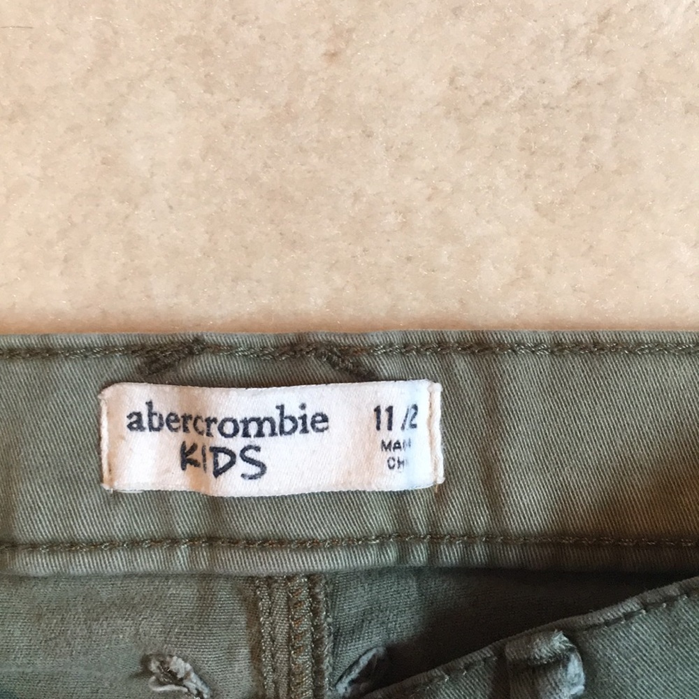 shorts - Picture 2 of 3